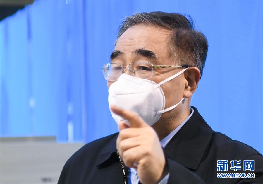 (聚焦疫情防控·图文互动)(7)分秒必争!一切为了治病救人——中国抗疫生命至上的生动实践